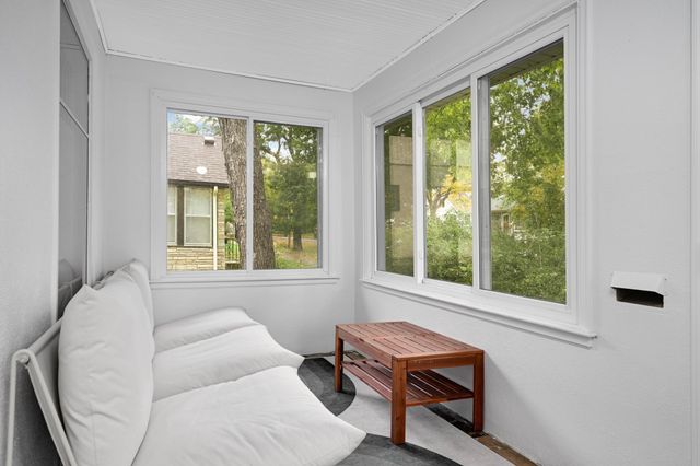 3240 20th Avenue S, Minneapolis, MN 55407