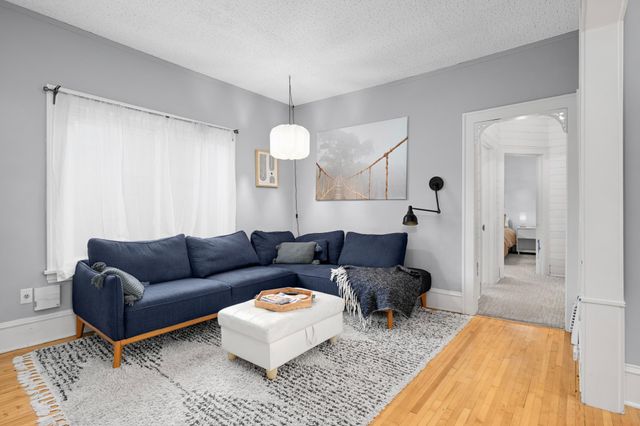 3240 20th Avenue S, Minneapolis, MN 55407