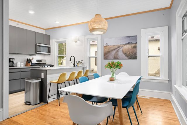 3240 20th Avenue S, Minneapolis, MN 55407