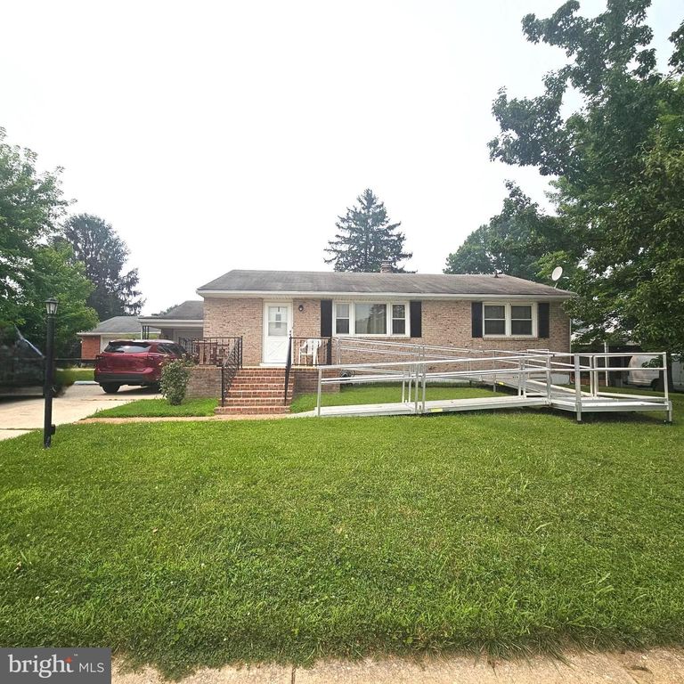 76 TIVERTON CIR, Newark, DE 19702