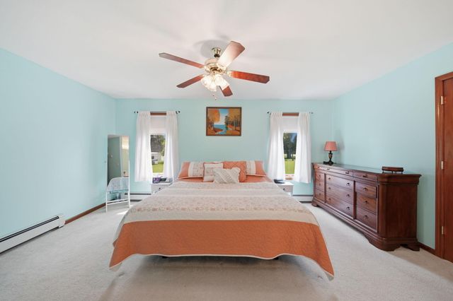 7155 Bayview Road, Jackson, MI 49201