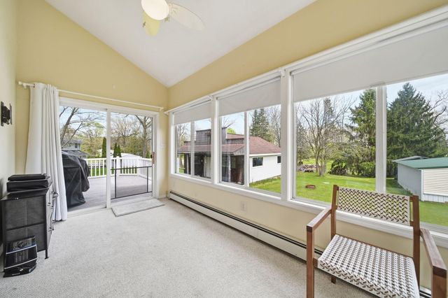 7155 Bayview Road, Jackson, MI 49201