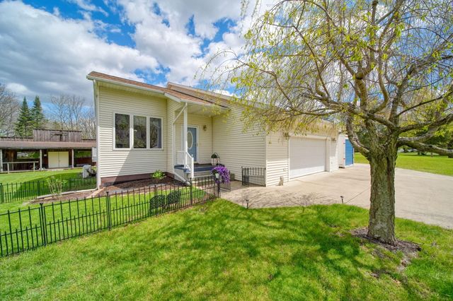 7155 Bayview Road, Jackson, MI 49201