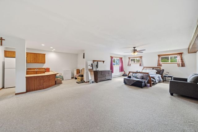 7155 Bayview Road, Jackson, MI 49201