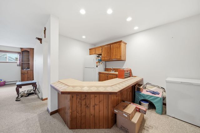 7155 Bayview Road, Jackson, MI 49201