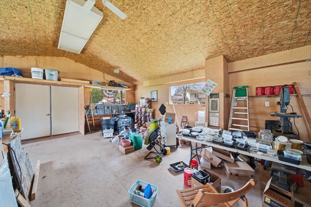 7155 Bayview Road, Jackson, MI 49201
