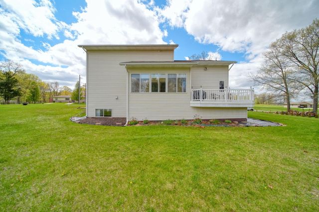 7155 Bayview Road, Jackson, MI 49201