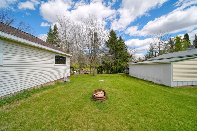 7155 Bayview Road, Jackson, MI 49201