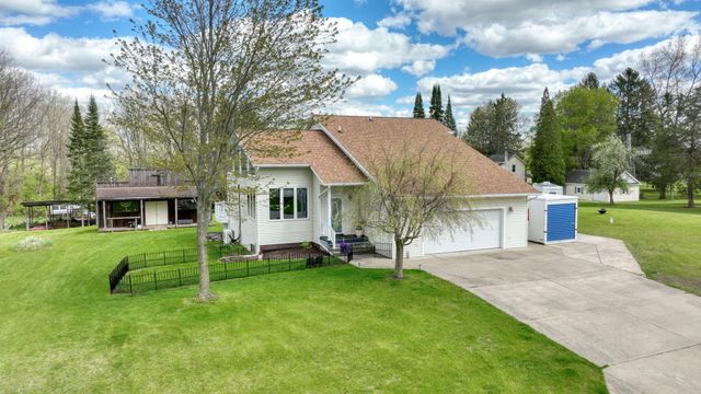 7155 Bayview Road, Jackson, MI 49201