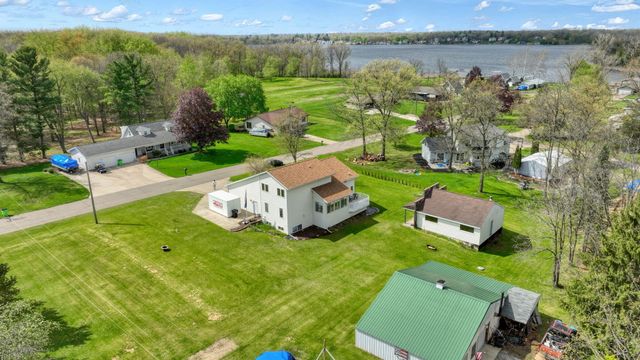 7155 Bayview Road, Jackson, MI 49201