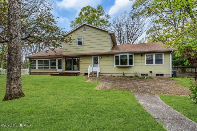 2119 Vermont Avenue, Toms River, NJ 08755