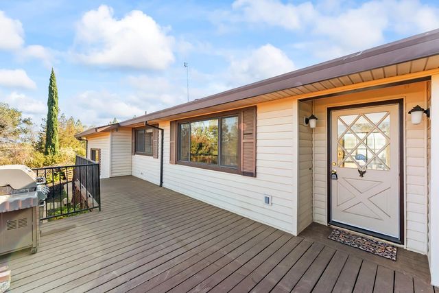 3640 Buena Vista Dr, Shingle Springs, CA 95682