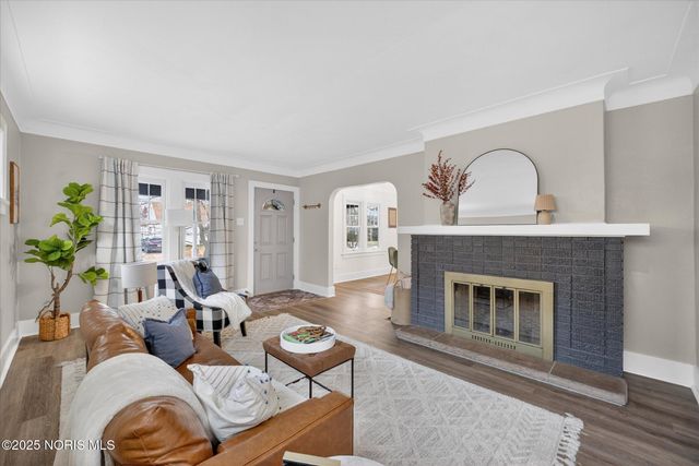 944 Toronto Avenue, Toledo, OH 43609