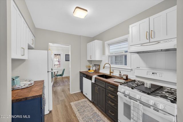 944 Toronto Avenue, Toledo, OH 43609