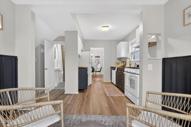 944 Toronto Avenue, Toledo, OH 43609