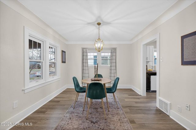 944 Toronto Avenue, Toledo, OH 43609