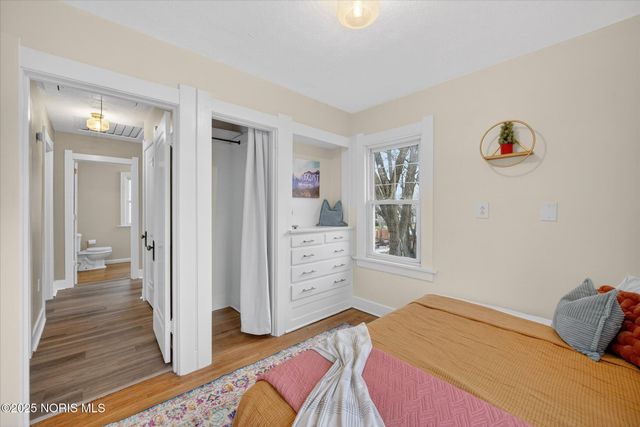 944 Toronto Avenue, Toledo, OH 43609