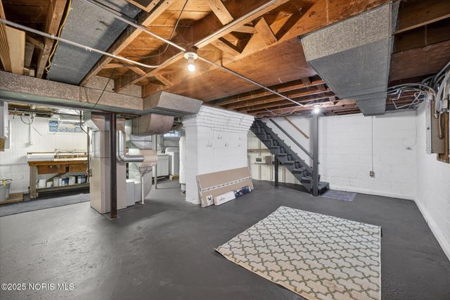 944 Toronto Avenue, Toledo, OH 43609