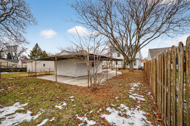 944 Toronto Avenue, Toledo, OH 43609