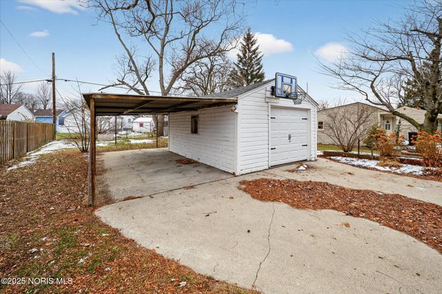 944 Toronto Avenue, Toledo, OH 43609