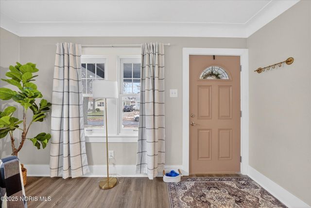 944 Toronto Avenue, Toledo, OH 43609