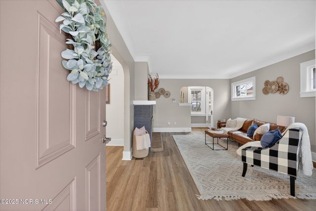 944 Toronto Avenue, Toledo, OH 43609