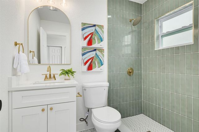 880 BAY VISTA BOULEVARD S, St Petersburg, FL 33705