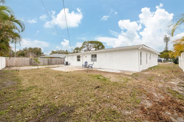 880 BAY VISTA BOULEVARD S, St Petersburg, FL 33705