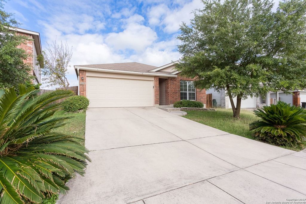 4311 Rogans Harbor, San Antonio, TX 78244