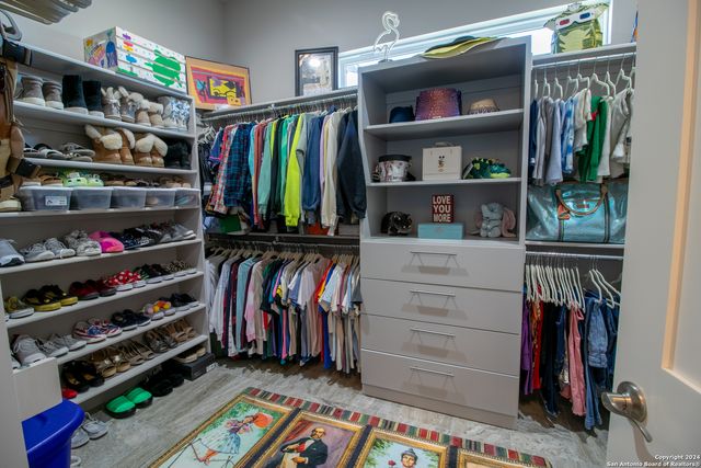 1273 County Road 2801 E, Mico, TX 78056