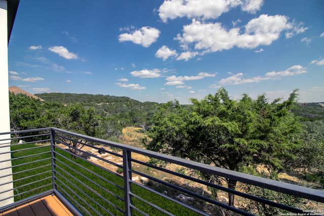 1273 County Road 2801 E, Mico, TX 78056