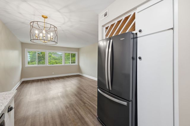 1900 Richard Jones Rd Apt B211, Nashville, TN 37215