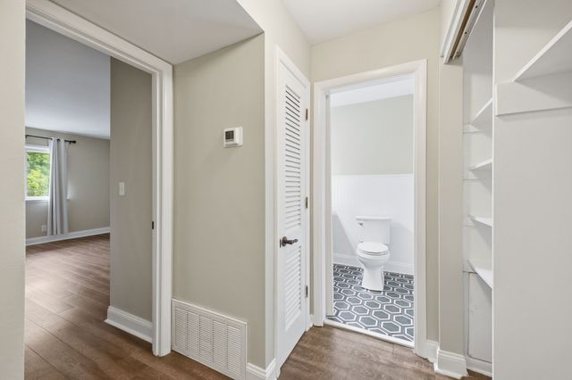 1900 Richard Jones Rd Apt B211, Nashville, TN 37215