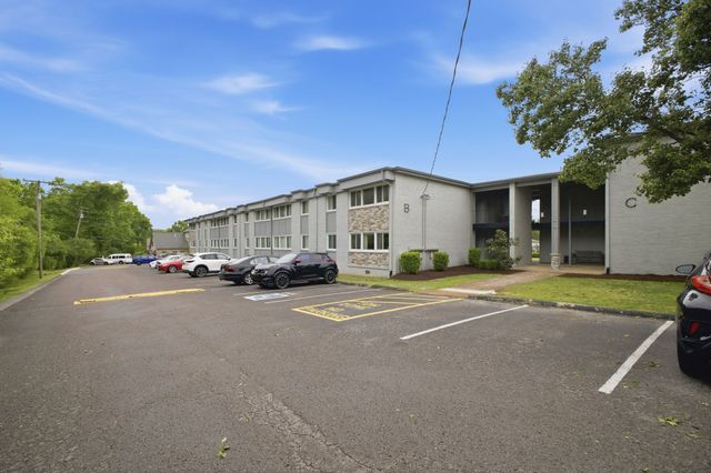 1900 Richard Jones Rd Apt B211, Nashville, TN 37215