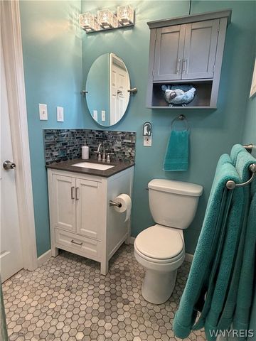 1662 Broadway, Grand Island, NY 14072