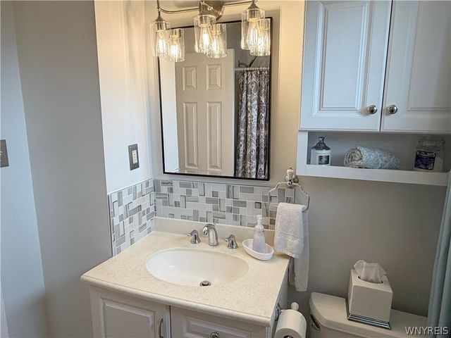 1662 Broadway, Grand Island, NY 14072