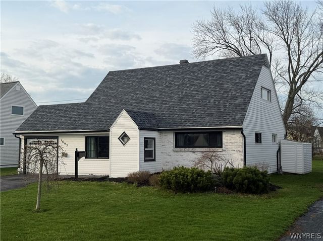 1662 Broadway, Grand Island, NY 14072