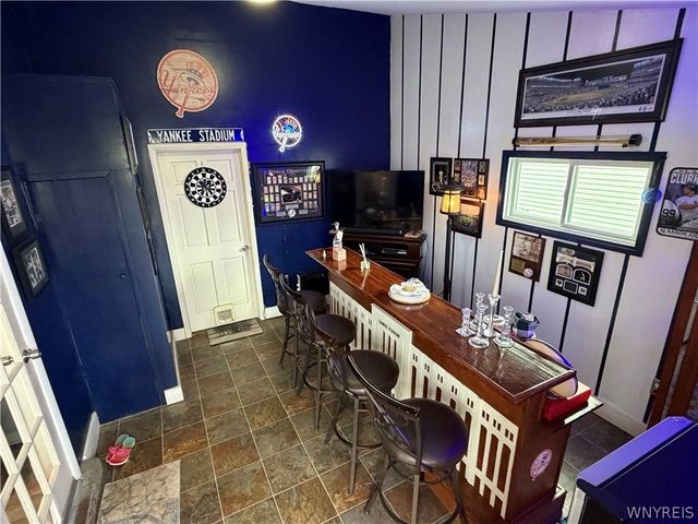 1662 Broadway, Grand Island, NY 14072