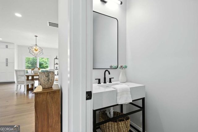 2048 Sugar Pike Road, Woodstock, GA 30188