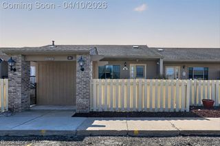 62401 Raleigh Court 4, South Lyon, MI 48178