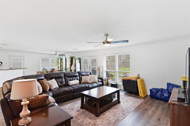 15526 Jersey Drive, Jersey Village, TX 77040