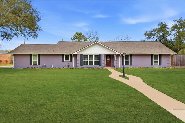 15526 Jersey Drive, Jersey Village, TX 77040