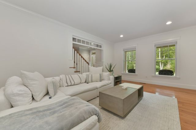 159 Walpole Street, Dover, MA 02030