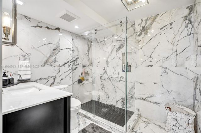 230 174th St 2112, Sunny Isles Beach, FL 33160