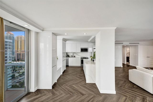 230 174th St 2112, Sunny Isles Beach, FL 33160