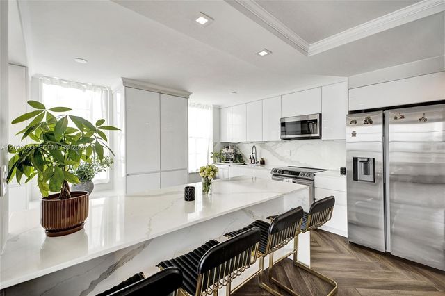 230 174th St 2112, Sunny Isles Beach, FL 33160
