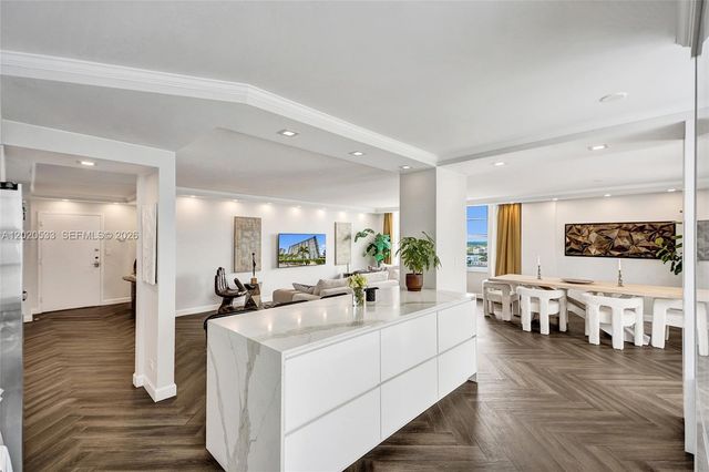 230 174th St 2112, Sunny Isles Beach, FL 33160