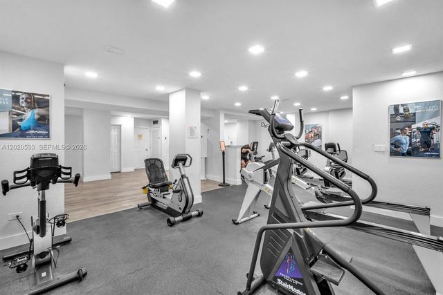 230 174th St 2112, Sunny Isles Beach, FL 33160