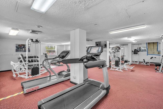 230 174th St 2112, Sunny Isles Beach, FL 33160