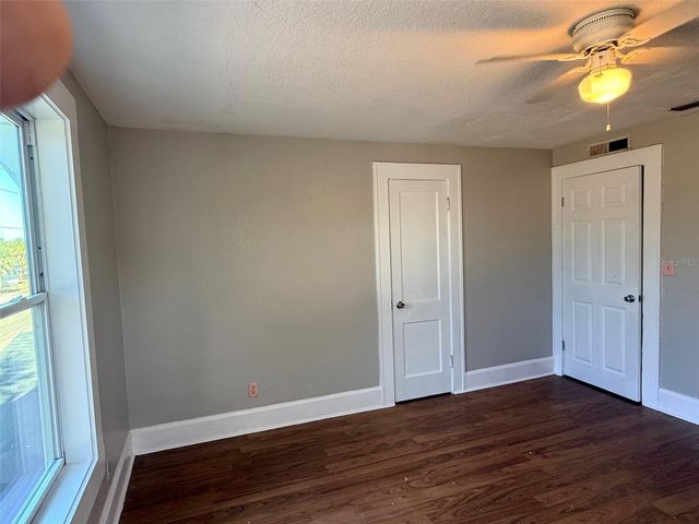 1924 22ND STREET S, St Petersburg, FL 33712